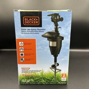 Black+Decker Solar Jet-Spray Repeller Motion Activated Water Blaster BDXPC803